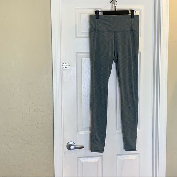 Athleta Elation Over The Heel Tight Leggings Size Medium Heathered Gray - Picture 3 of 9